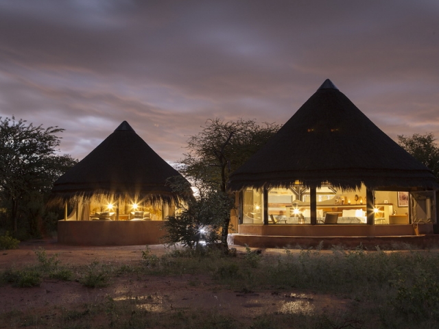 Okonjima_Luxury_Bush_Camp