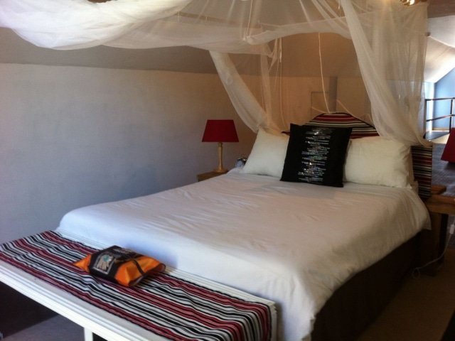 BSUS 12-day Botswana Lodge Safari (Accommodated)