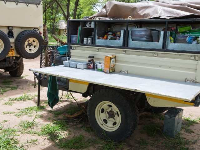 Semi-Participation Camping Vehicle