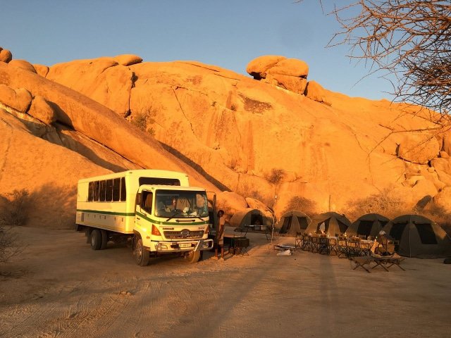 Fully-Serviced Mobile Camping