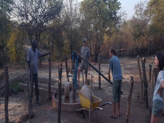 Sizinda Village, Victoria Falls, Zimbabwe Sizinda Village, Victoria Falls, Zimbabwe