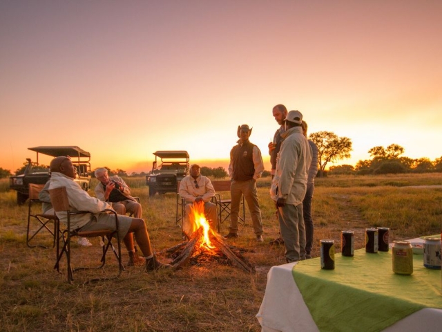 Sundowners at Lebala Camp Sundowners at Lebala Camp